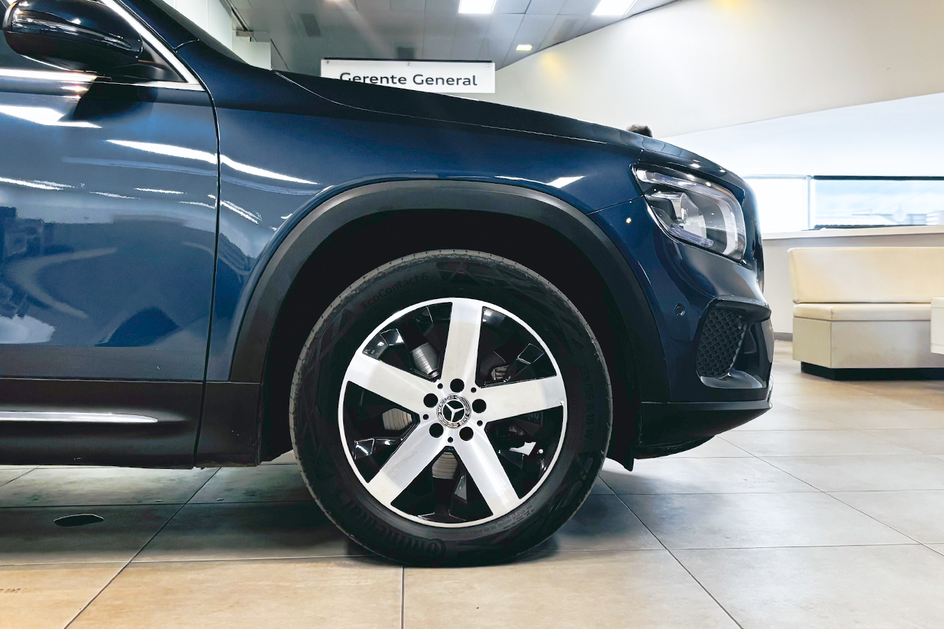 Mercedes Benz GLB 200